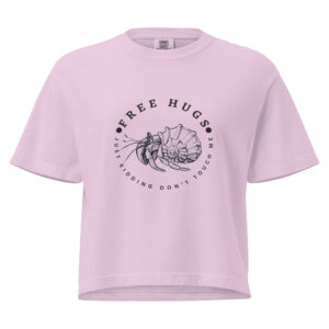 Free Hugs Hermit Crab Women’s heavyweight boxy tee